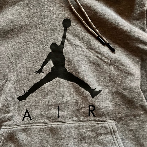 AIR JORDAN JUMP MAN HOODIE SWEATER - Picture 2 of 8
